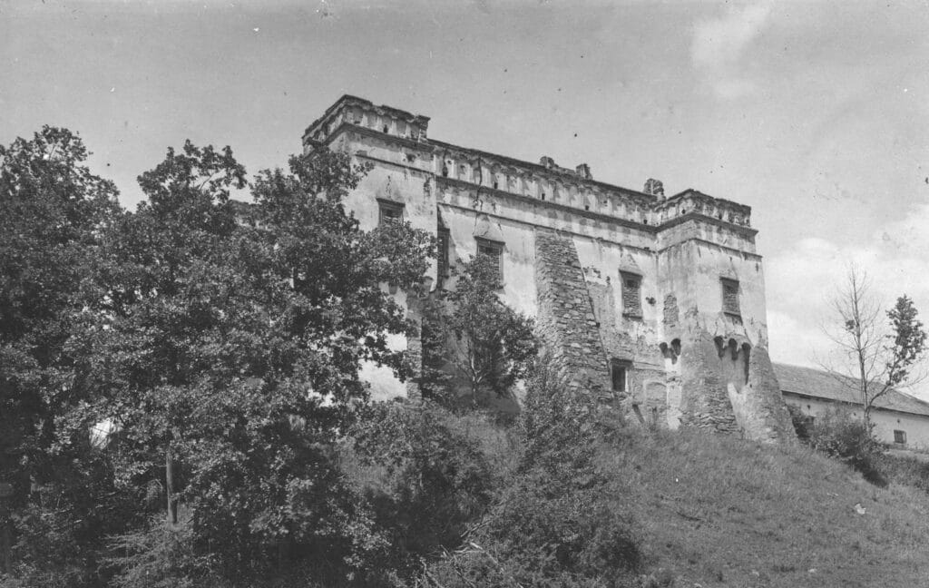 Kasztel Gładyszów w Szymbarku