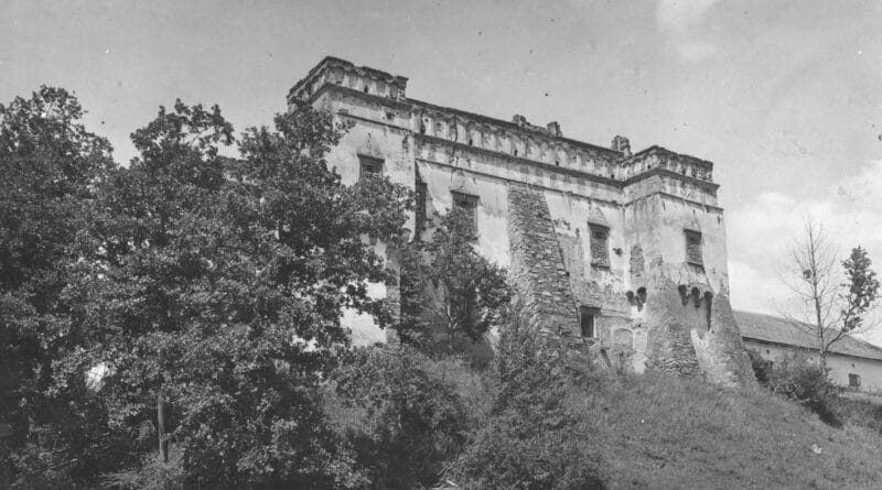 Kasztel Gładyszów w Szymbarku